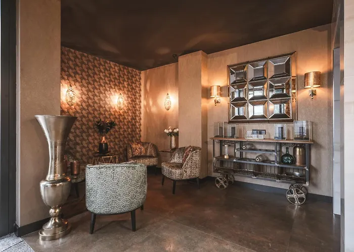 Art Boutique - Center