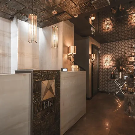 Art Boutique - Center מלון 4*